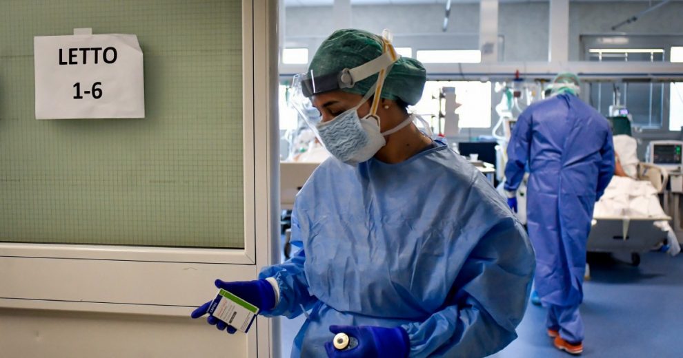 Nella tragedia la tv dà il meglio di sé Nella tragedia la tv dà il meglio di sé