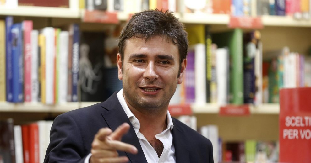 Mozione Di Battista: no alleanze Mozione Di Battista: no alleanze