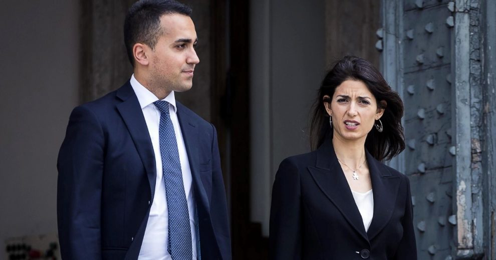 Roma, Di Maio media col Pd Si agitano i ribelli anti-Raggi Roma, Di Maio media col Pd Si agitano i ribelli anti-Raggi