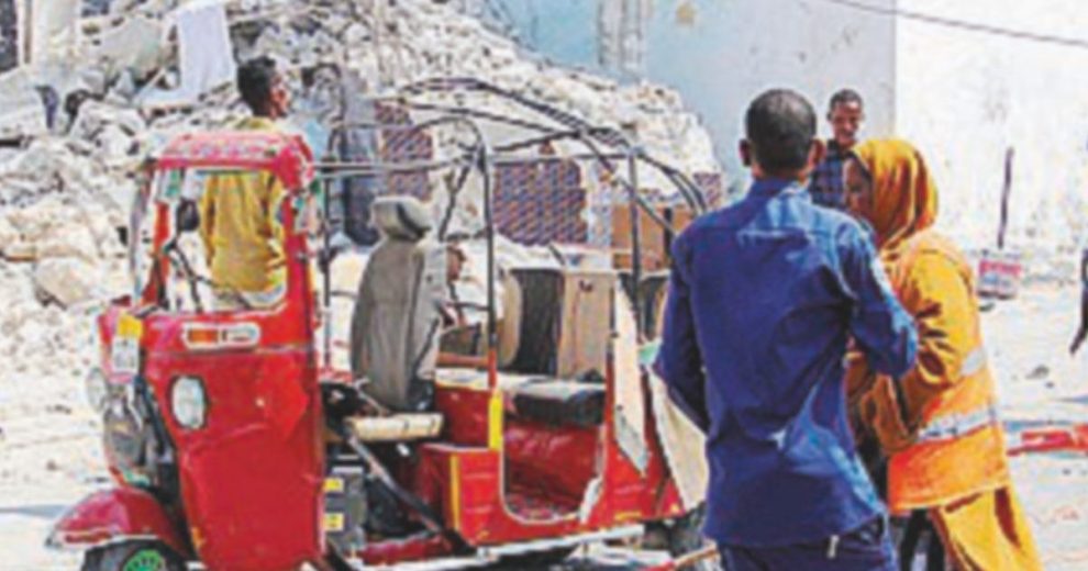 Al Shabaab gioca sul caos: 7 morti Al Shabaab gioca sul caos: 7 morti
