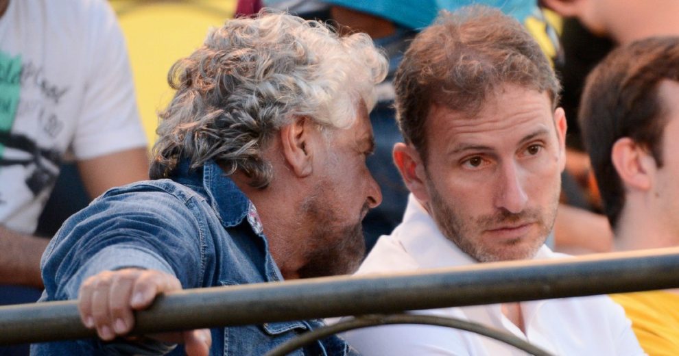 Casaleggio adesso sfida Grillo e prepara la scissione degli ex Casaleggio adesso sfida Grillo e prepara la scissione degli ex