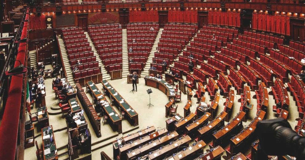 Stop ai trasformisti togliendogli il malloppo Stop ai trasformisti togliendogli il malloppo