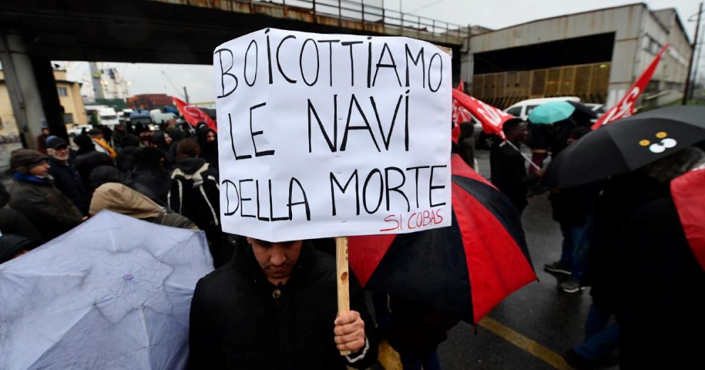 Indagati i portuali elogiati da Francesco. La Digos: “Associazione per delinquere” Indagati i portuali elogiati da Francesco. La Digos: “Associazione per delinquere”