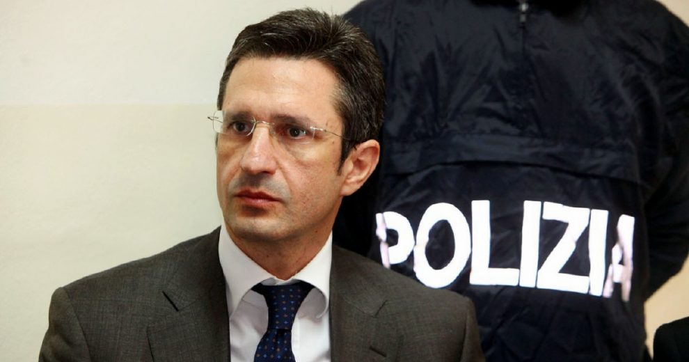 “Regole infrante, le copiacce non dovevano essere ricevute” “Regole infrante, le copiacce non dovevano essere ricevute”