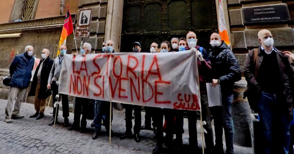 Napoli, Intesa vende il Monte di Pietà  (ma si può impedire)