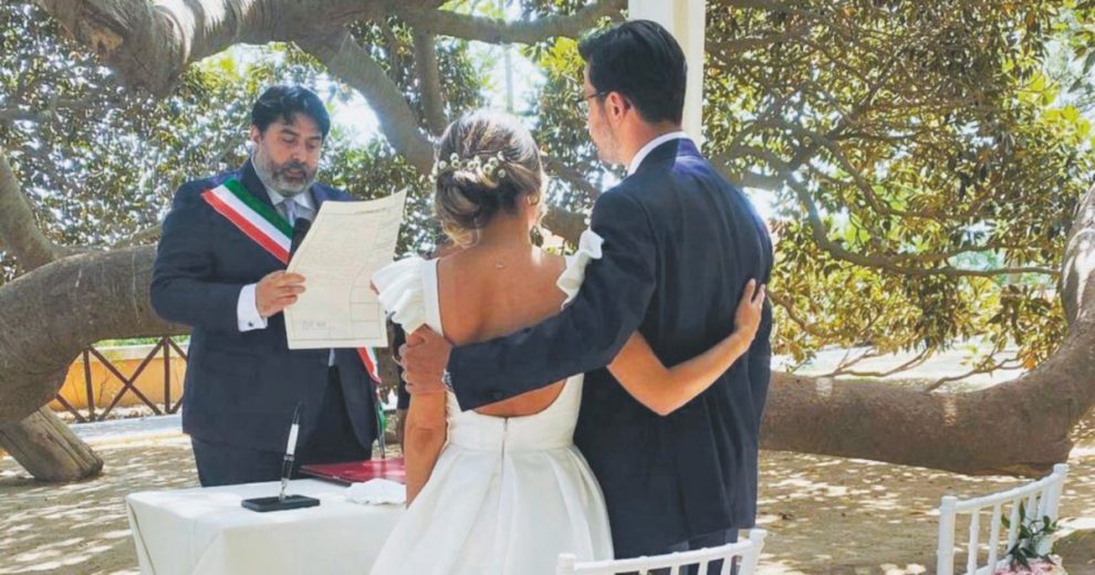 Mentre la Sardegna bruciava, Solinas era alle nozze della figlia del suo “Mister Wolf”