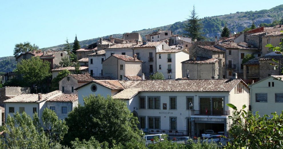 Nel paesino di 220 votanti e quattro candidati sindaco Nel paesino di 220 votanti e quattro candidati sindaco
