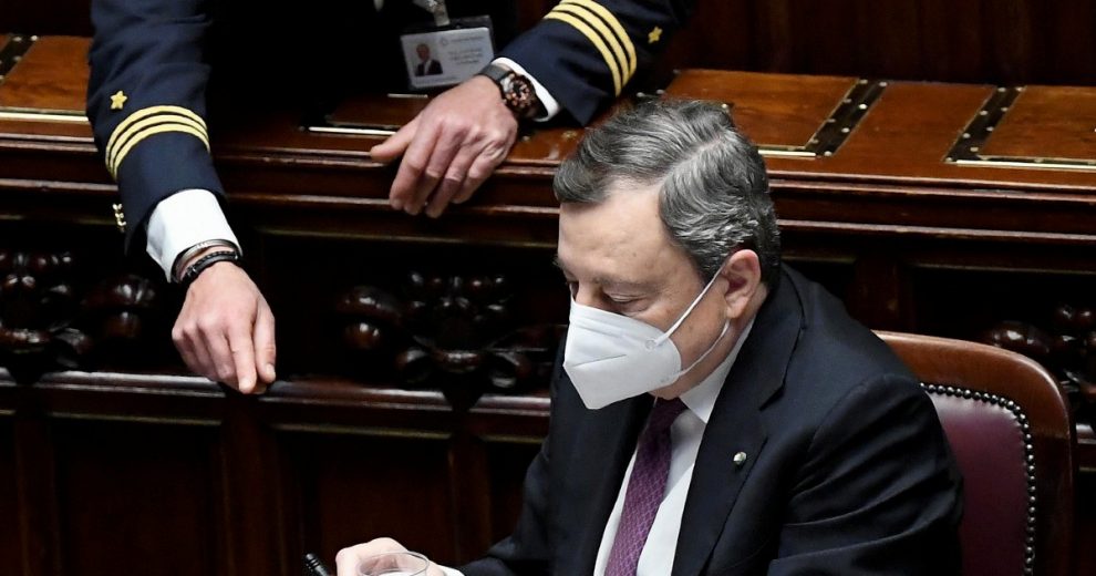 Draghi, 20 fiducie in 7 mesi tolgono di torno le Camere Draghi, 20 fiducie in 7 mesi tolgono di torno le Camere