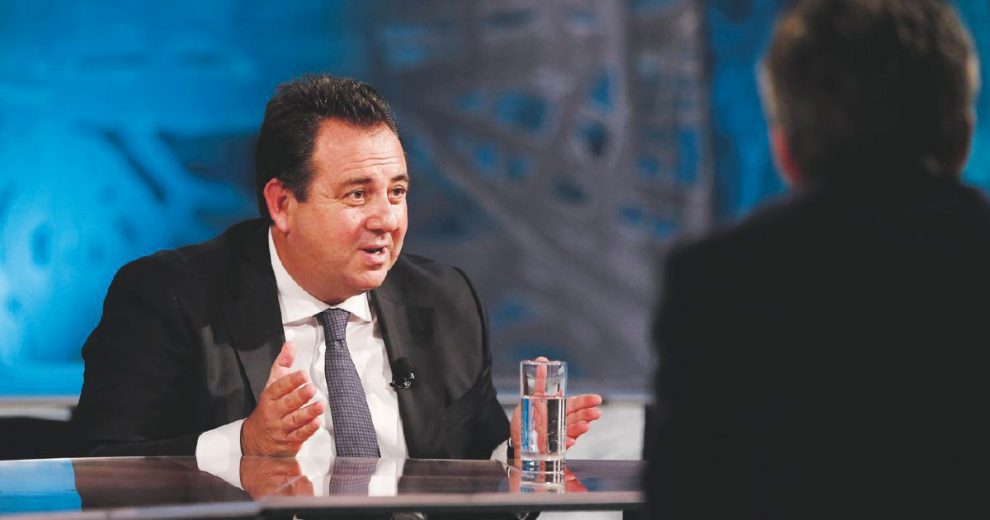 Amara, gli sms a Verdini: “Mi dici su Piantedosi?” Amara, gli sms a Verdini: “Mi dici su Piantedosi?”