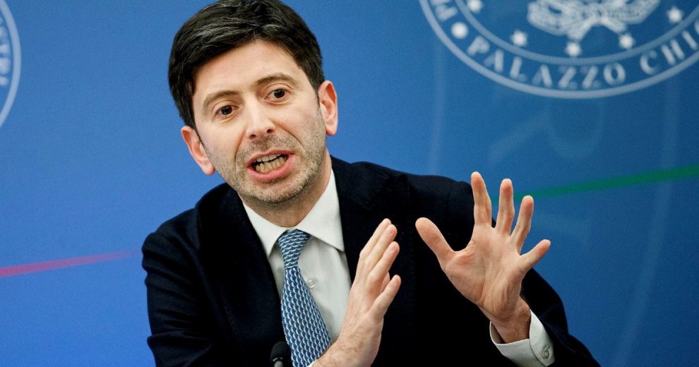 C’è Speranza: “15 milioni per le famiglie di medici morti”