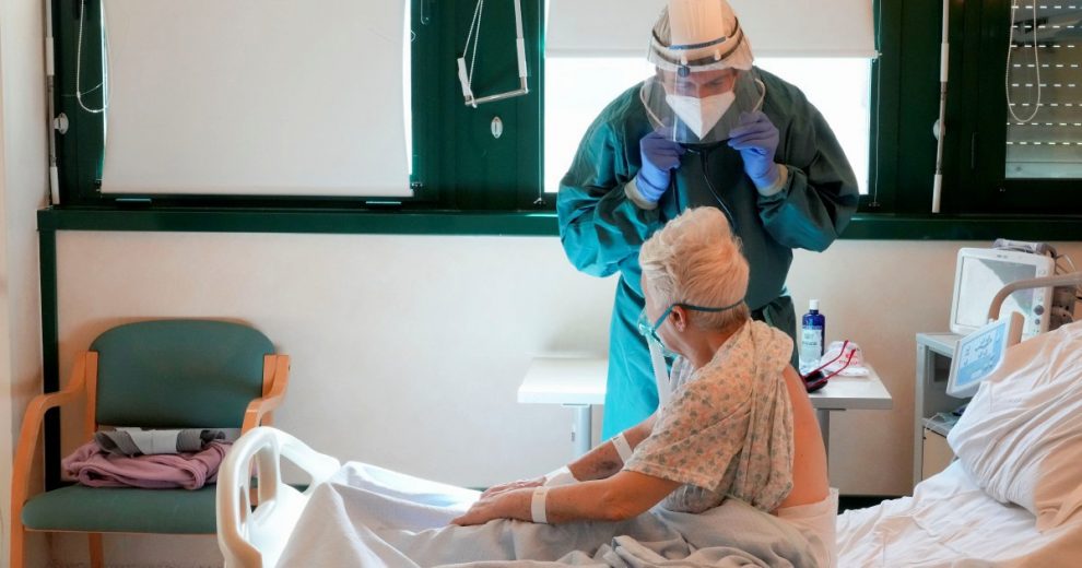 Il flop degli antivirali: solo 108 mila terapie per oltre 8,2 milioni di casi